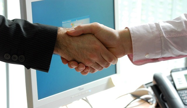 Being an online broker is one way to start an online business.